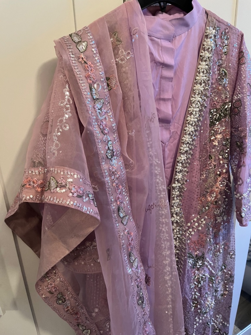pink purple lilies 4-piece desi dress, pakistani indian dress - Picture 14 of 15
